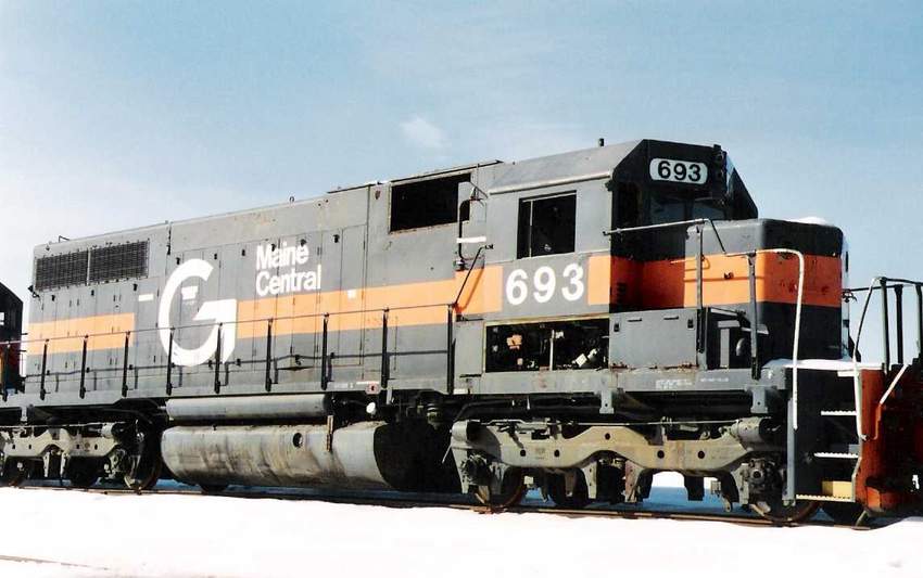 Photo of MEC #693 stored in the Waterville Deadlines