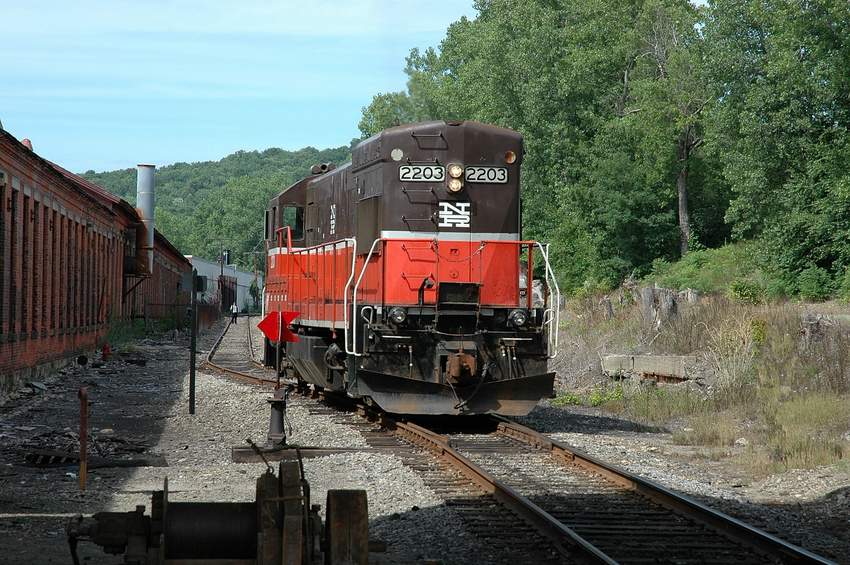 Photo of Naugatuck Railroad U23B #2203 at Thomaston CT.
