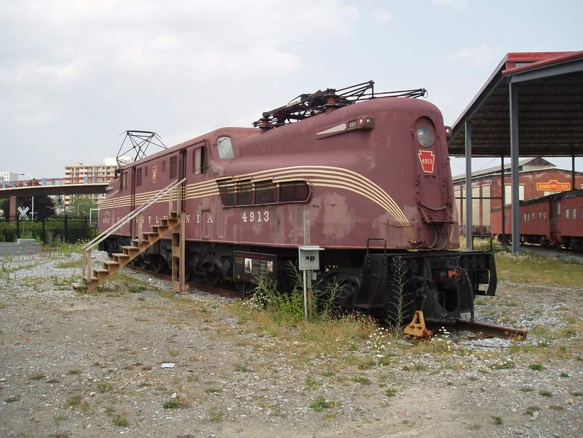 Photo of G-G-1 at Altoona Railroad Museum