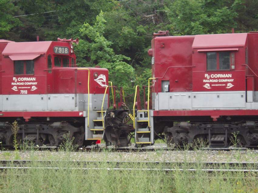 Photo of R.J. Corman Engines at Cresson, PA.