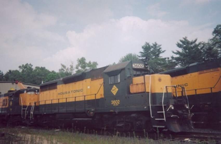Photo of A  shot of a Housatonic GP35 with a sister 35 on her right and a 9 behind her.