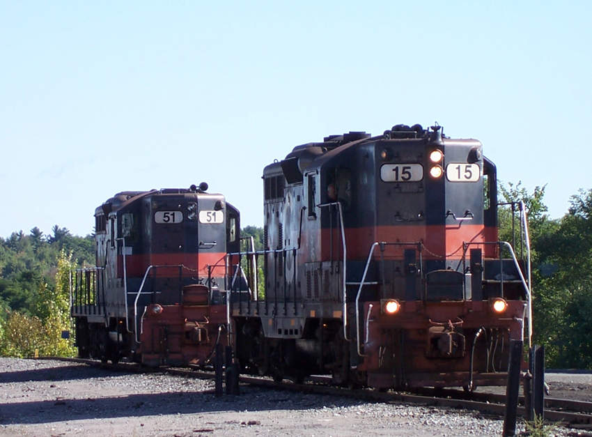 Photo of ST 15 and ST 51 Switchers at Springfield Terminal Waterville ME