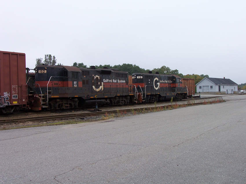 Photo of ST 12 & ST 52 Switching @ Springfield Terminal