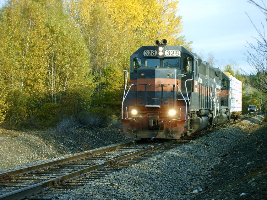 Photo of MABA passes through West Enfield on October 21, 2005