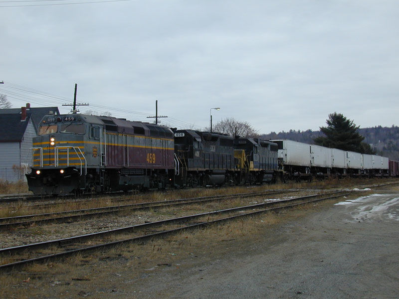 Photo of CDAC 901 waiting to leave Bjct for Sherbrooke Quebec