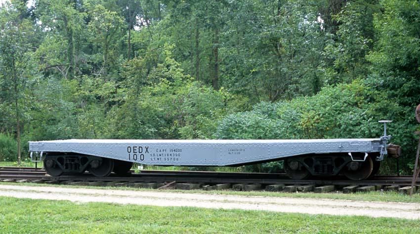 Photo of Ohio Edison flatcar 100