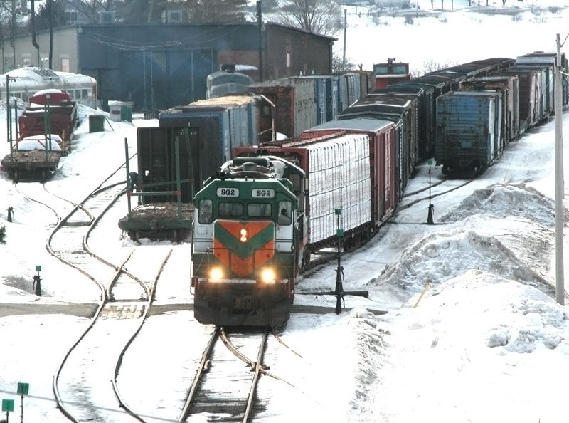 Photo of QC train to Charny Quebec leaving Valee Jonction
