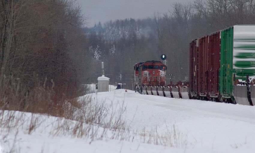 Photo of CN 149 has a green signal