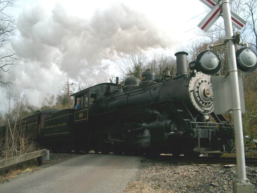 Photo of # 40 at the crossing in New Hope, PA.