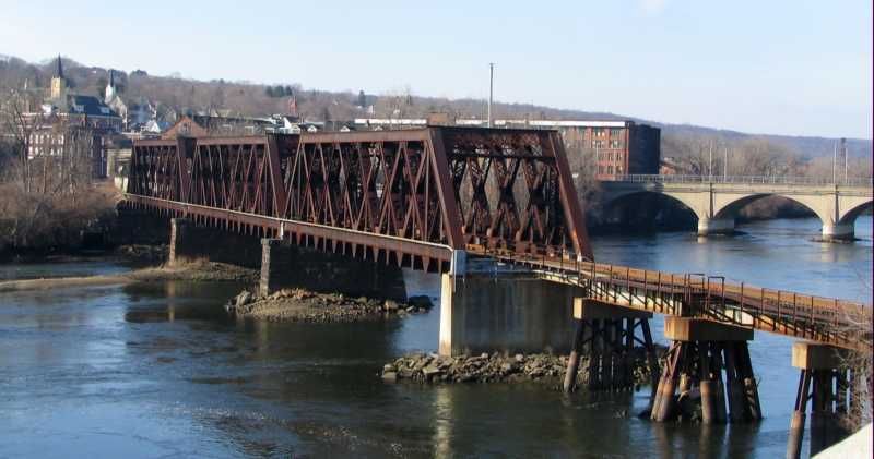 Photo of Maybrook bridge over the Housatonic River