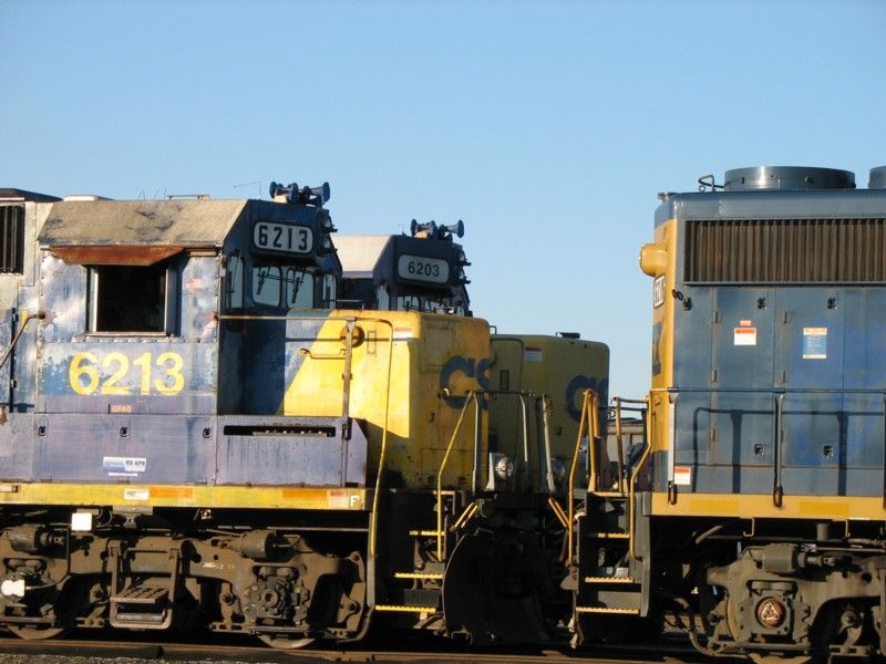 Photo of A Trio of GP40-2's at Ceder Hill