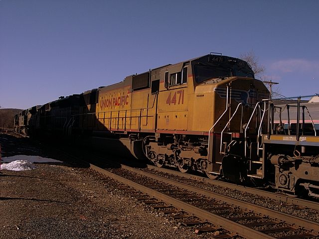 Photo of CSX/UP on a cold -18 degree with wind chill February day at Palmer, Mass.