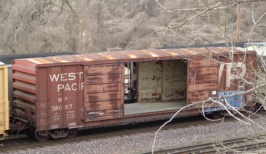 Photo of Western Pacific Boxcar #38087