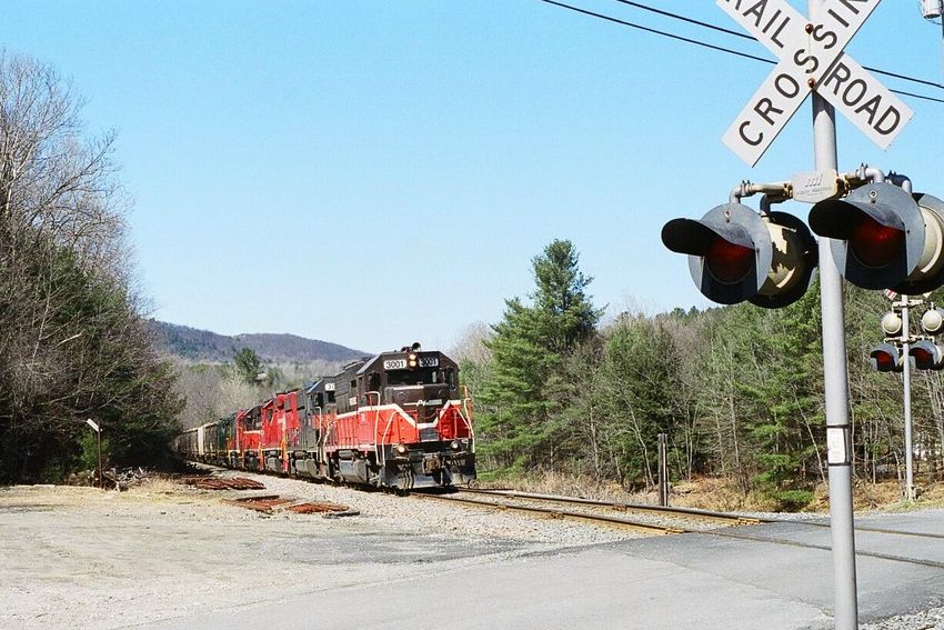 Photo of VRS Salt Train at Bartonsville Covered Bridge