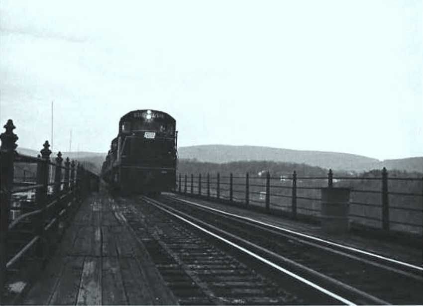 Photo of Freight crossing Poughkeepsie Railroad bridge