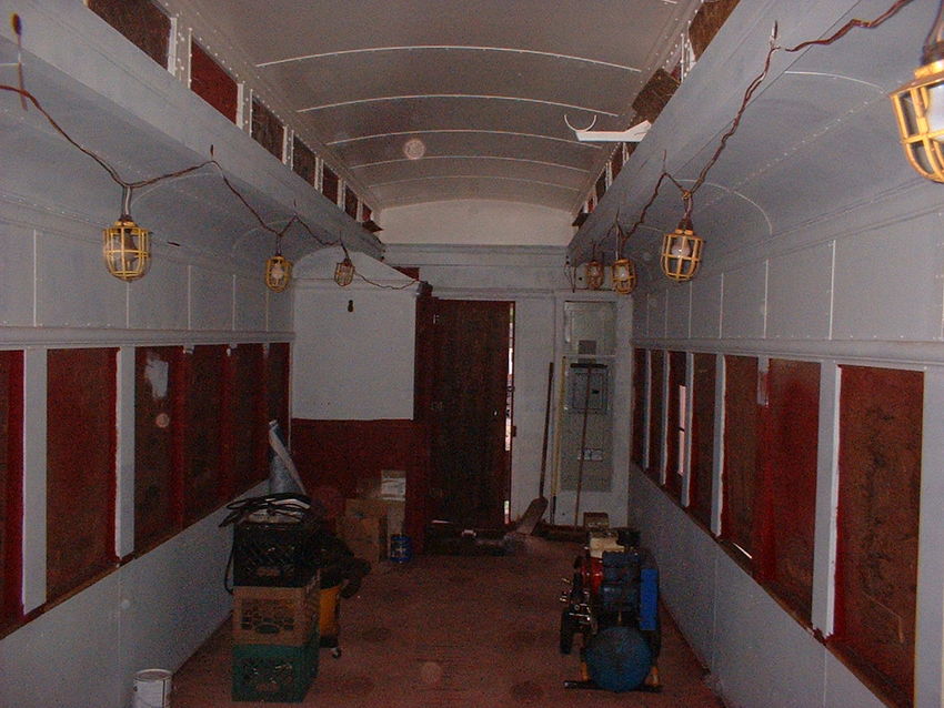 Photo of Interior of the 702 (former EL 4332)