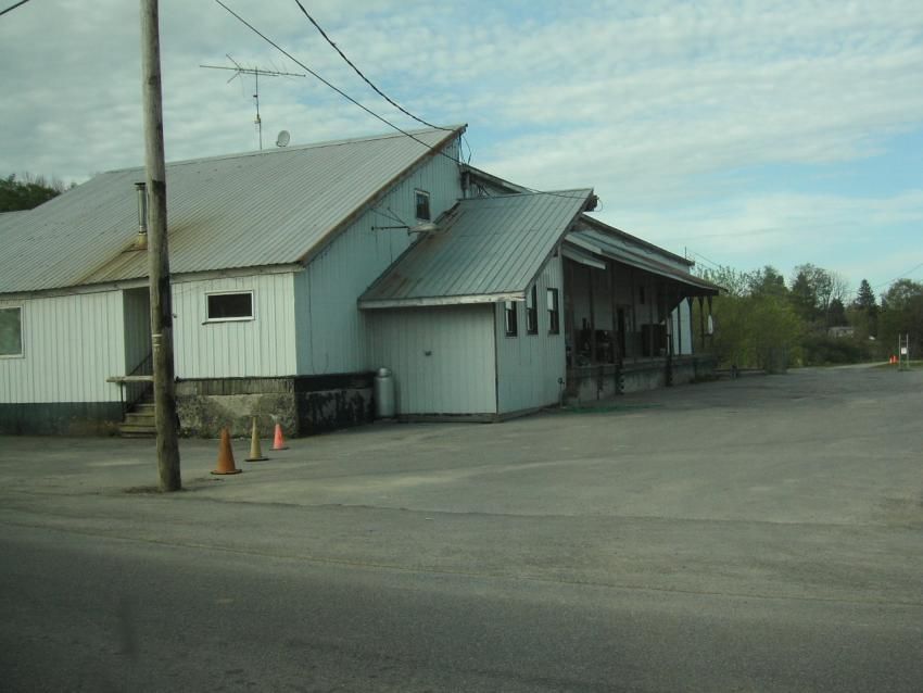 Photo of NYO&W in Solisville. Freight station?
