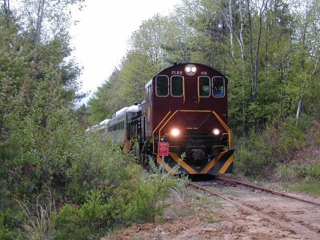 Photo of Winnipesaukee Scenic Railroad - Forrest Rd. crossing in Northfield