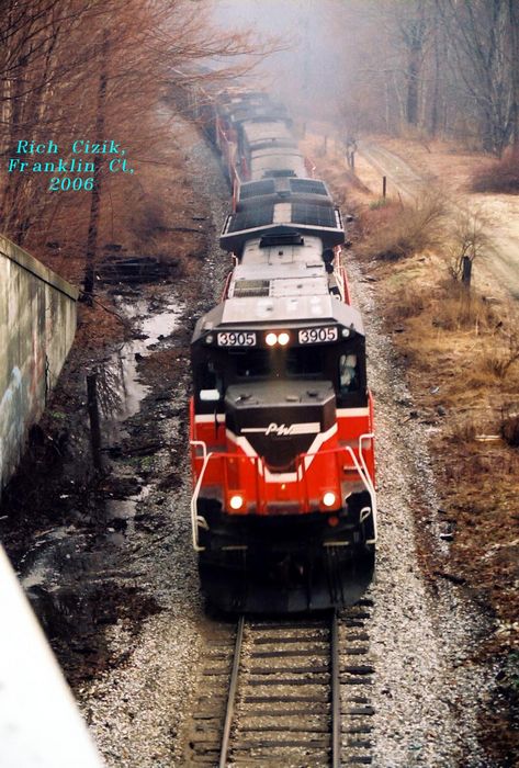 Photo of Johnson City Coal train passing through Franklin, Ct