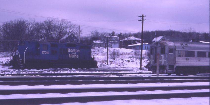 Photo of B&M GP9 1724 and RDC at Fitchburg MA