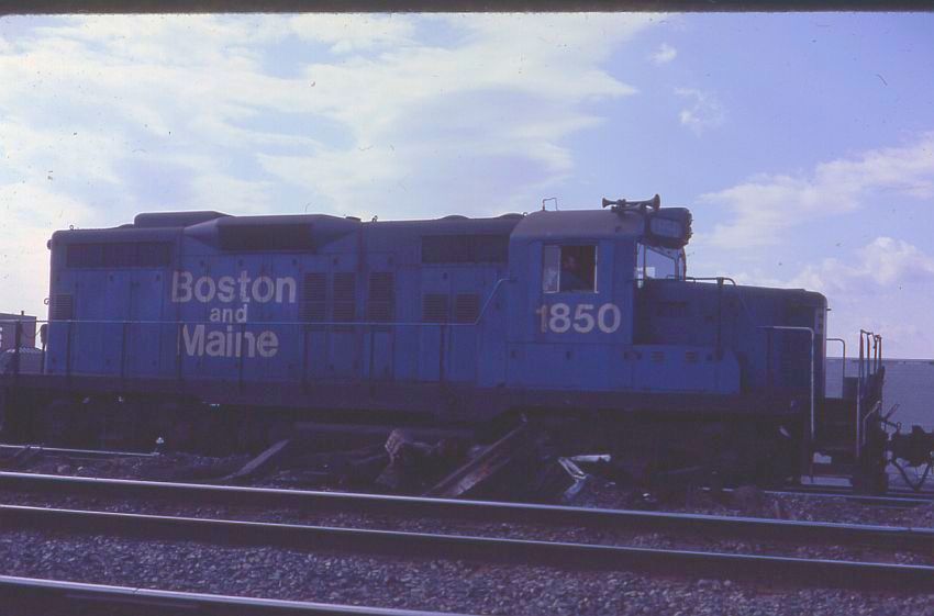 Photo of B&M GP18 1850 at Somerville MA 1985