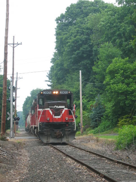 Photo of Providence & Worcester train leaving for Middletown
