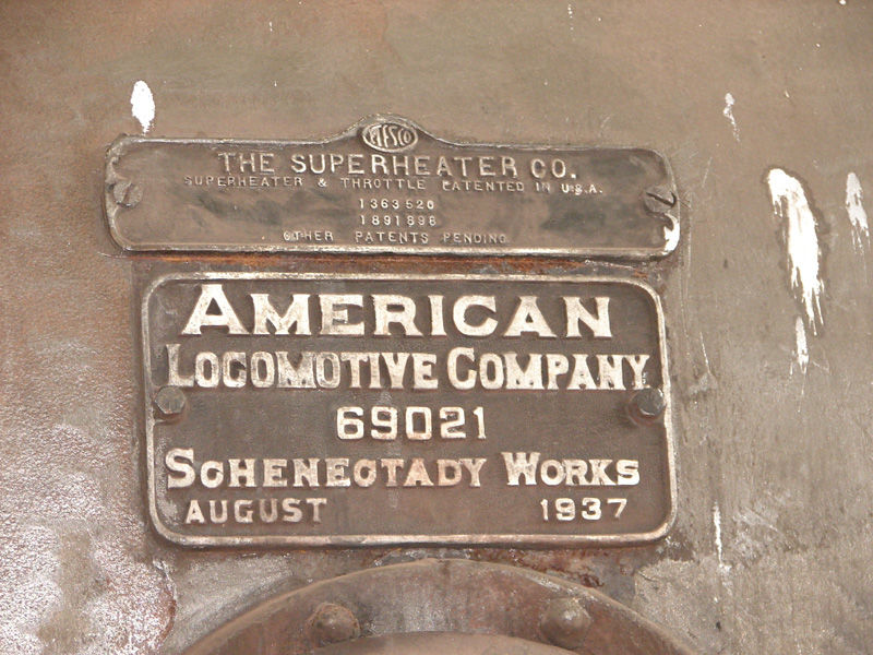 Photo of Builder's Plate for #60 at Black River & Western Railroad