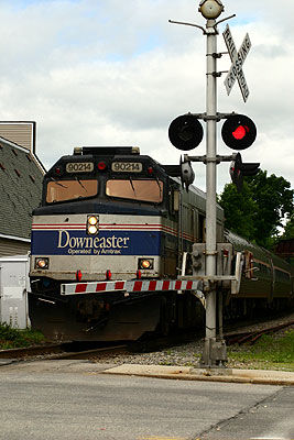 Photo of Downeaster at Central Ave Crossing, Dover NH