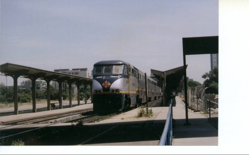 Photo of Amtrak-California Engine #2008