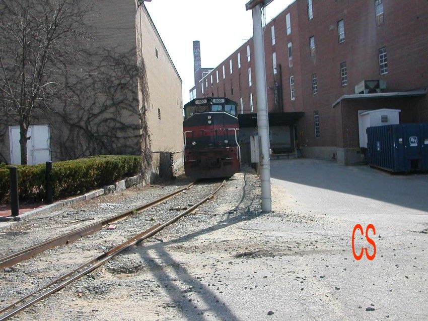 Photo of RE: Nashuatelegraph.com: Who tends to the railroad tracks?