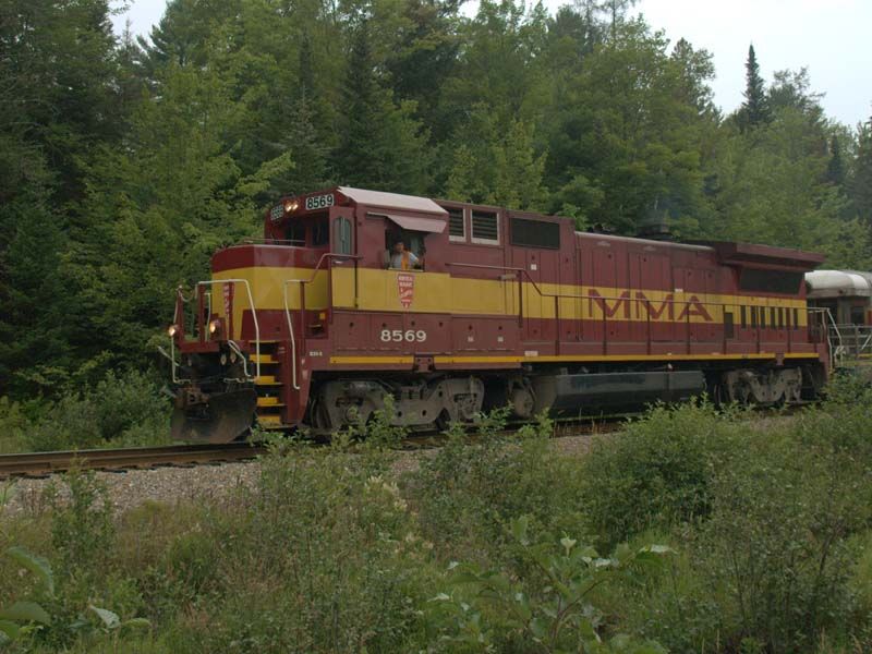 Photo of MMA 8569 Pulling Special Passenger Cars.