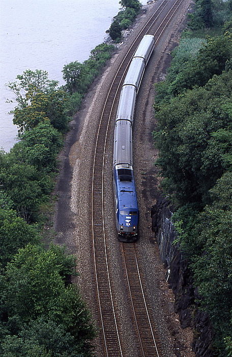 Photo of Amtrak 238 from the Bear Mtn. Bridge