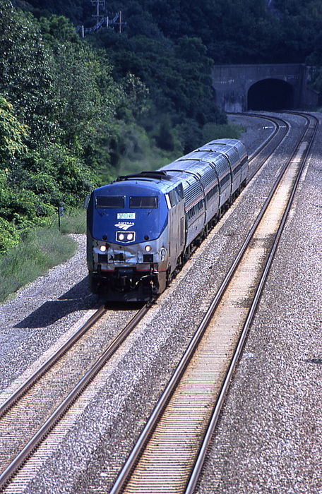 Photo of Amtrak 285 at Cold Spring, NY.