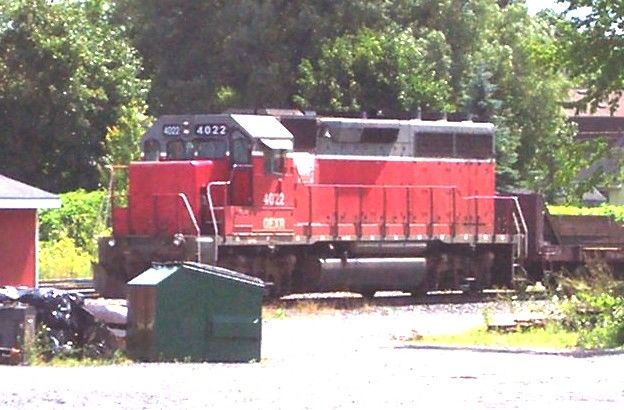 Photo of RailAmerica subsiduary GEXR GP40 at Stellarton, Nova Scotia, August 2006