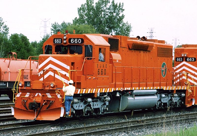 Photo of EJ&E DIESEL #660 AT PINE JCT.