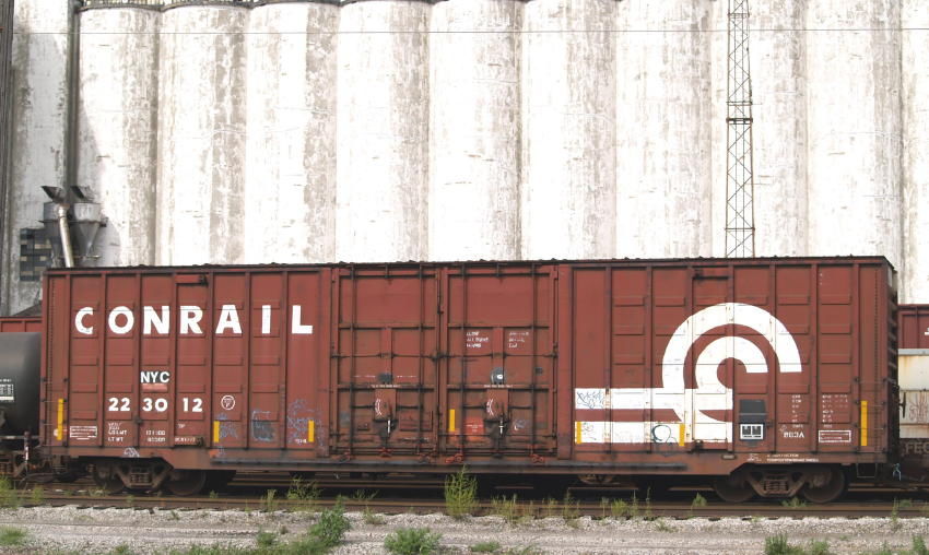 Photo of Conrail/NYC waffle boxcar #223012