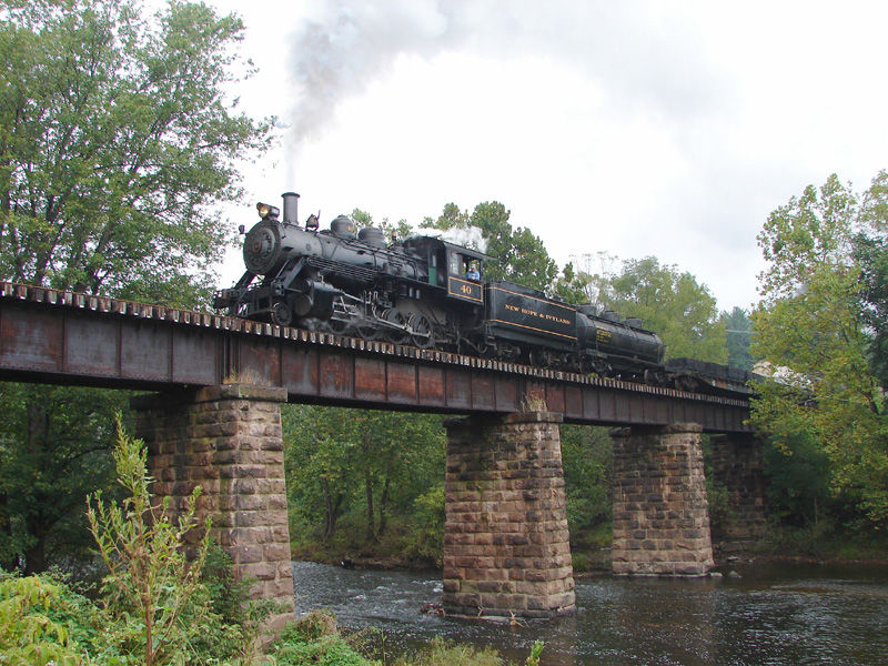 Photo of Photo Run-By with New Hope & Ivyland Railroad - Rushland Trestle