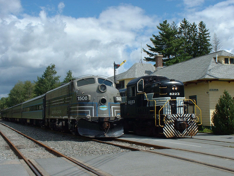 Photo of Adirondack Scenic F7 #1508 and RS3 #8223