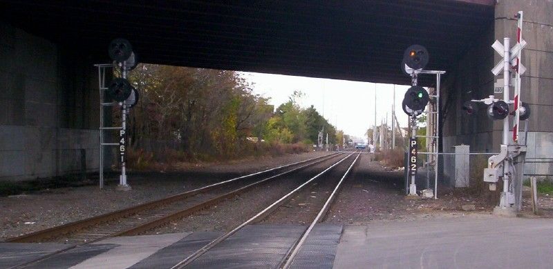Photo of MBTA Newburyport/Rockport line facing south
