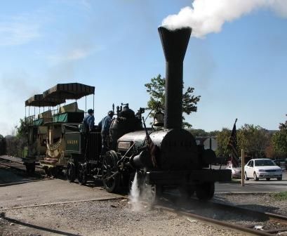 Photo of The Lafayette under steam Sunday 10/08/06