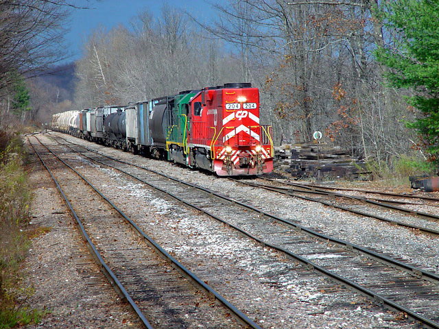 Photo of Vermont Railway Rutland-Middlebury Turn Southbound in Pittsford, VT