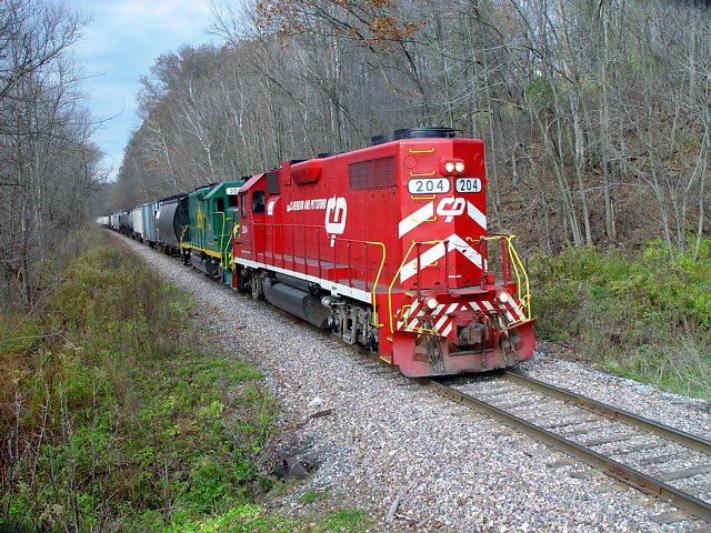 Photo of Vermont Railway Rutland-Middlebury Turn Southbound in Pittsford, VT (3)