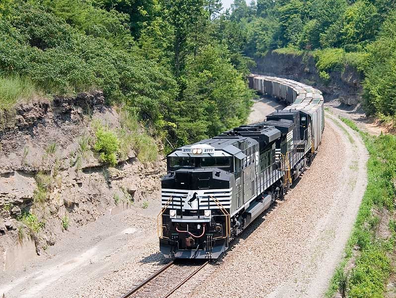 Photo of NS 2777 leads grain train 54Z at Parkers Lake, KY.
