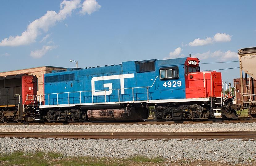 Photo of GTW 4929 at Centralia, IL.