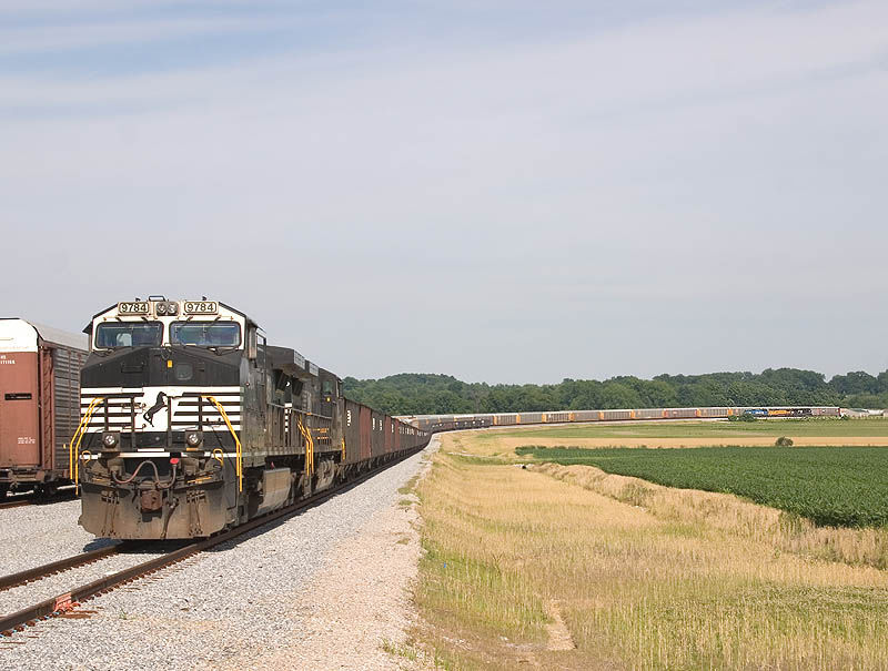 Photo of NS 9784 idles at E. Junction with train 71J. Princeton, IN.
