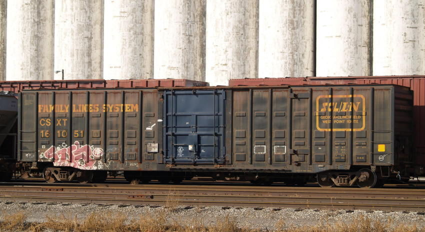 Photo of SCL/L&N waffle boxcar
