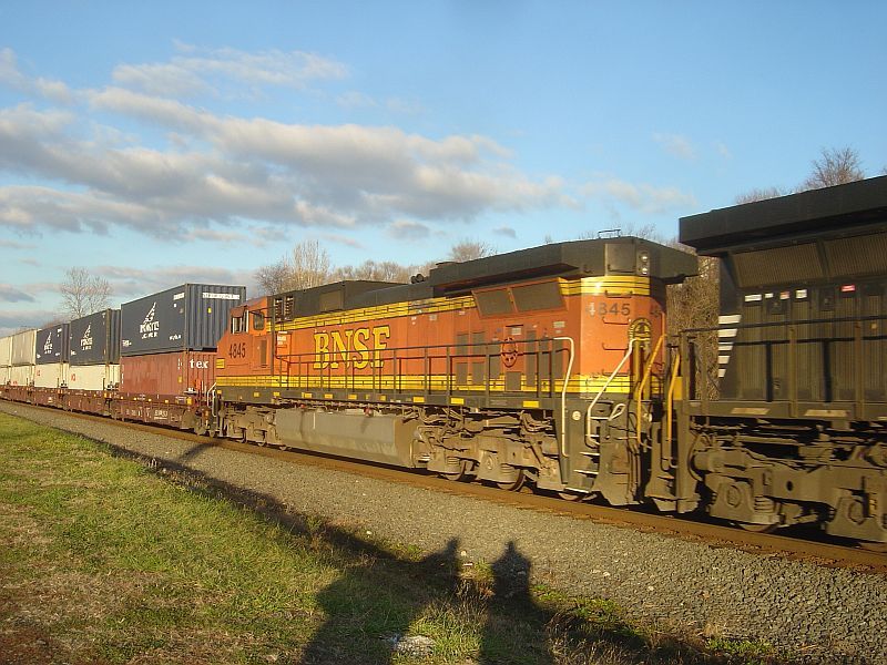 Photo of BNSF on 24Z