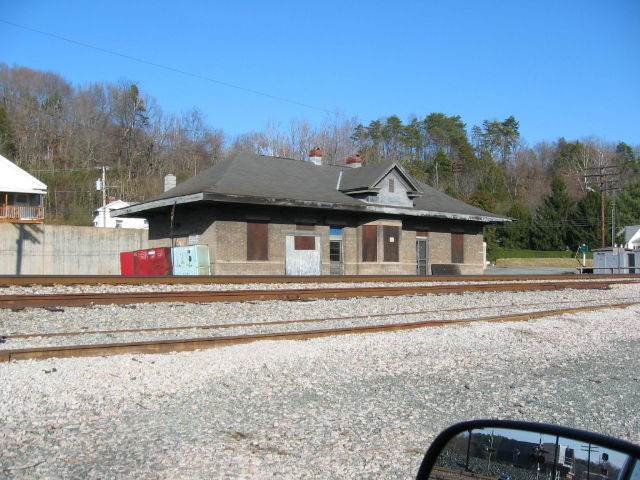 Photo of Scottsville Station