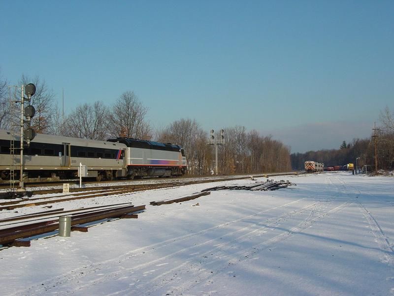 Photo of NJT Train 1151 on the move westbound