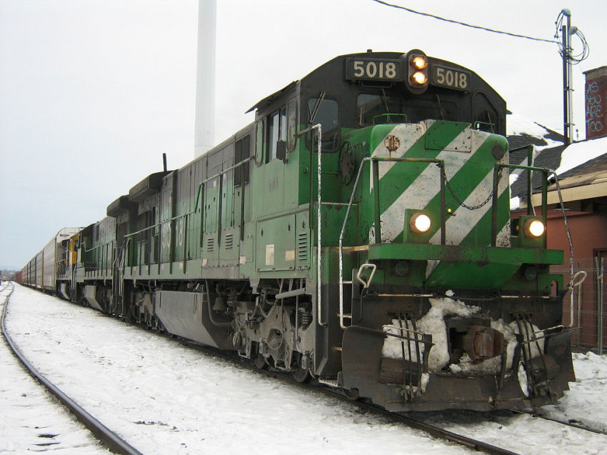 Photo of GE C30-7 Departure at Sherbrooke
